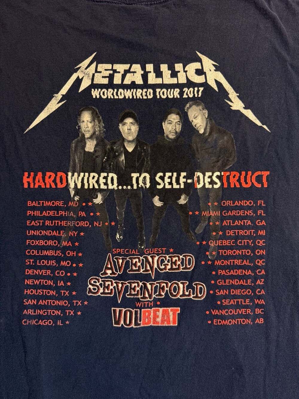 Metallica WorldWired Tour 2017 Hardwired To Self-Destruct Graphic Concert Shirt